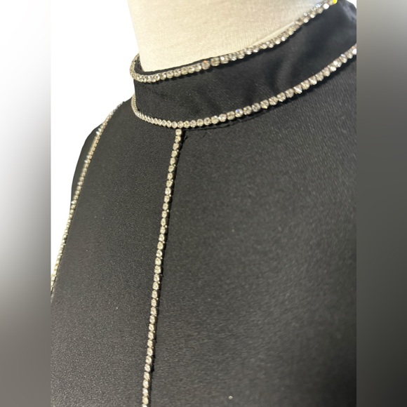 Warehouse Little Black Dress With Rhinestone size Small US 6 has front pockets! - Picture 4 of 8